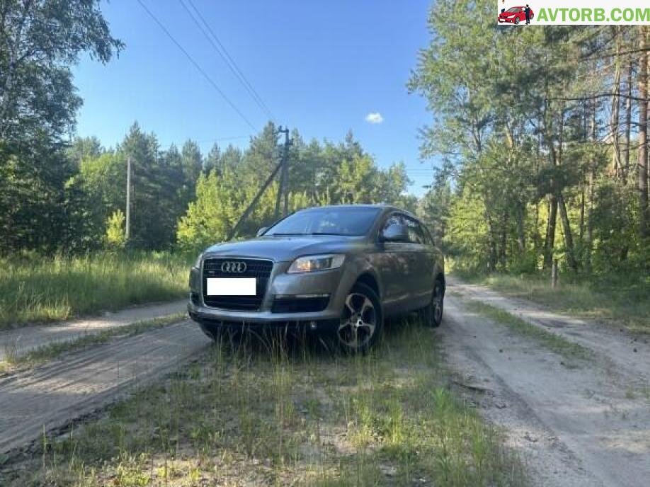 Купить Audi Q7 в городе Слоним